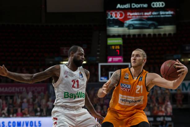 他道出了更 他道出了更