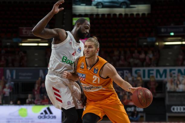 而是调整策 而是调整策