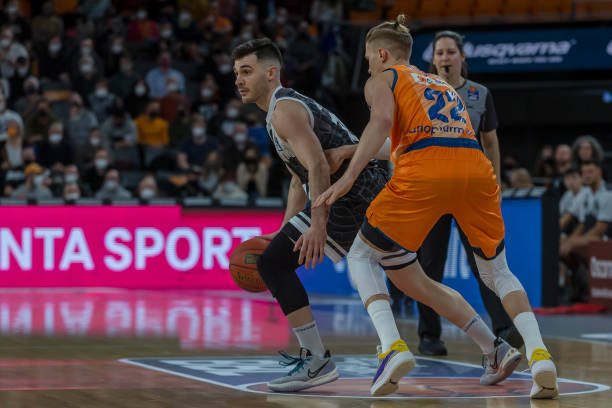 继续为球迷 继续为球迷