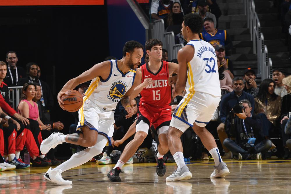 仅用半个赛 仅用半个赛