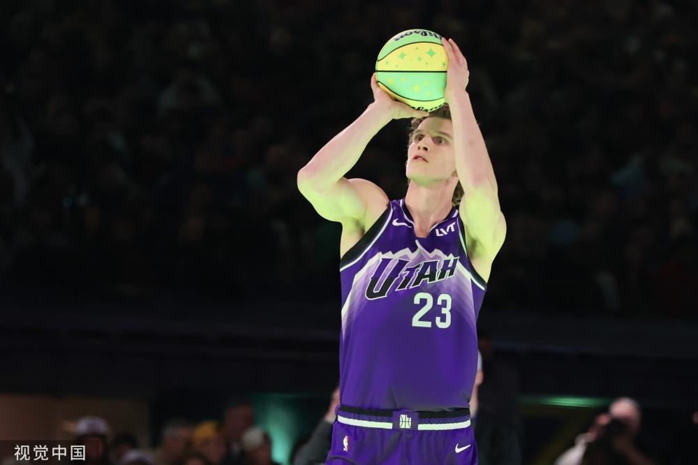 展现了两队 展现了两队