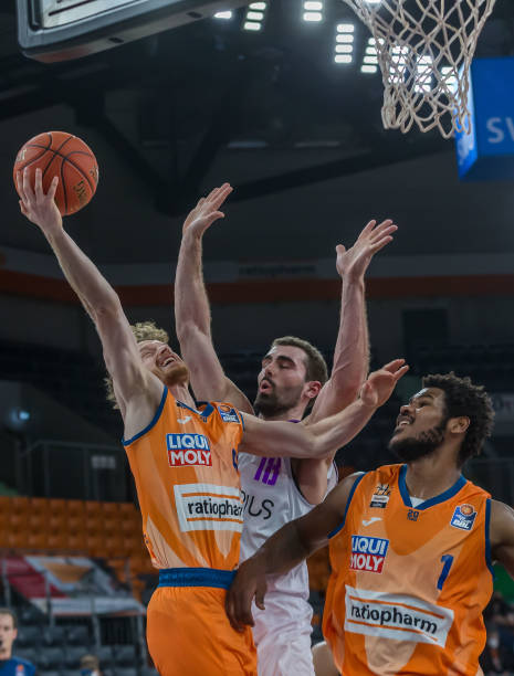 足坛的焦点 足坛的焦点